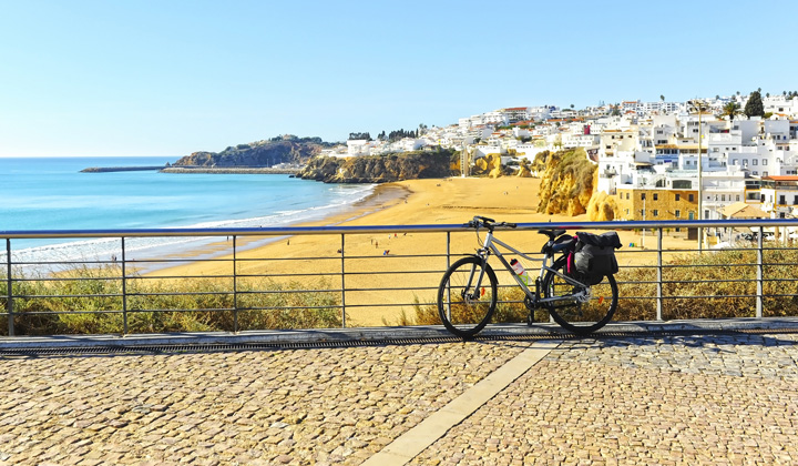 Voyage en véhicule Portugal : Nouvel An en Algarve Voyage en véhicule : Portugal : Nouvel An en Algarve