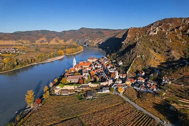Vue aérienne de Dürnstein - Vallée de la Wachau - Autriche
