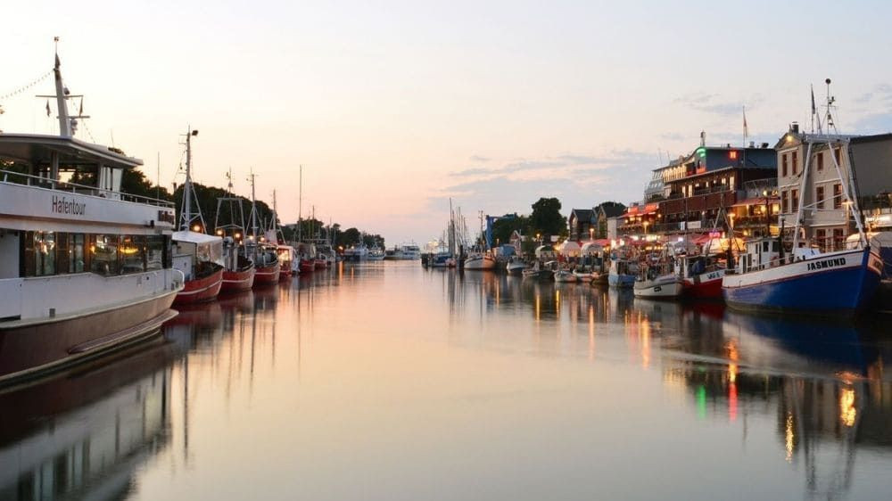 Le canal Alter Strom à Warnemünde - Mer Baltique - Allemagne