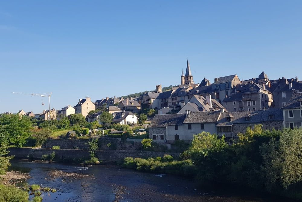 © Anne-Marie Billault Arrivée à St Côme d'Olt © Anne-Marie Billault