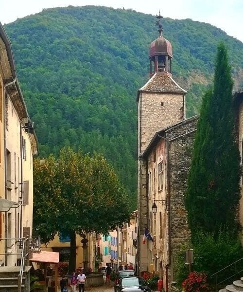 Clocher et ruelle de Châtillon-en-Diois - Diois - France