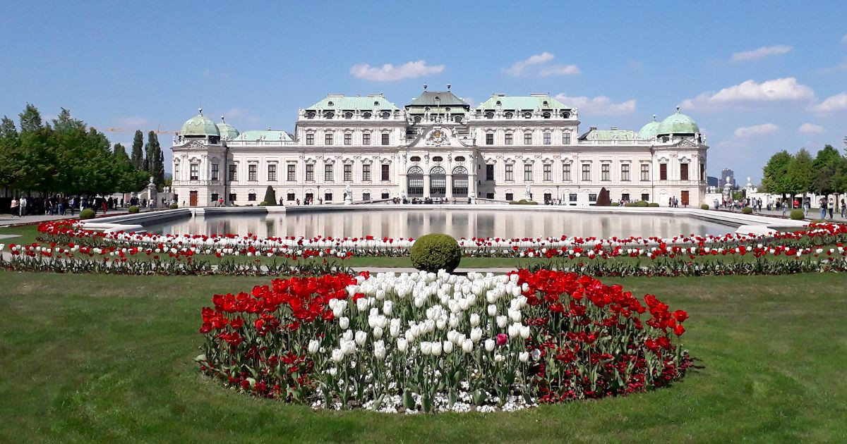 Palais du Belvédère et jardins de tulipes - Vienne - Autriche