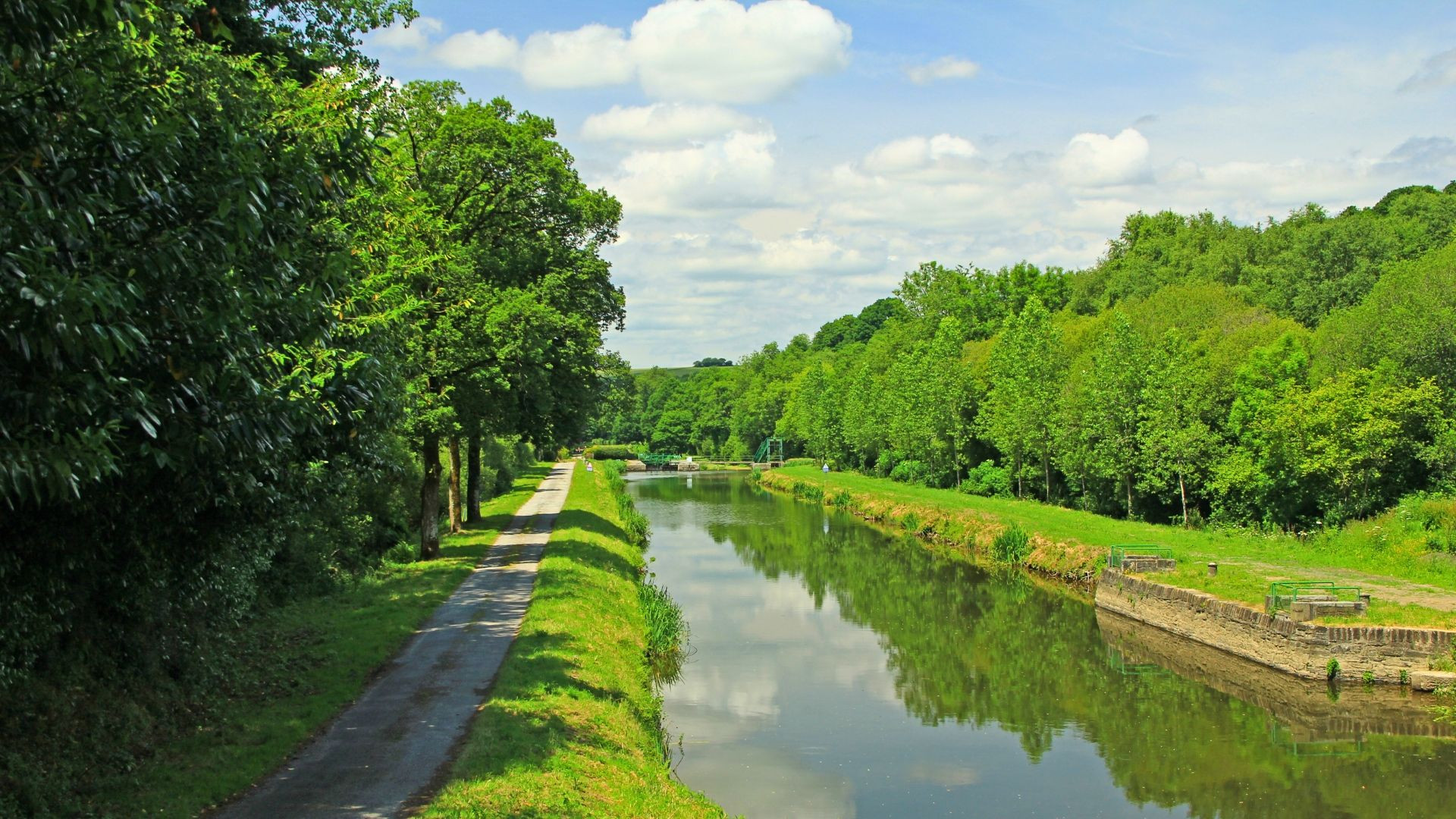 Canal de Nantes - La Vélodyssée - France
