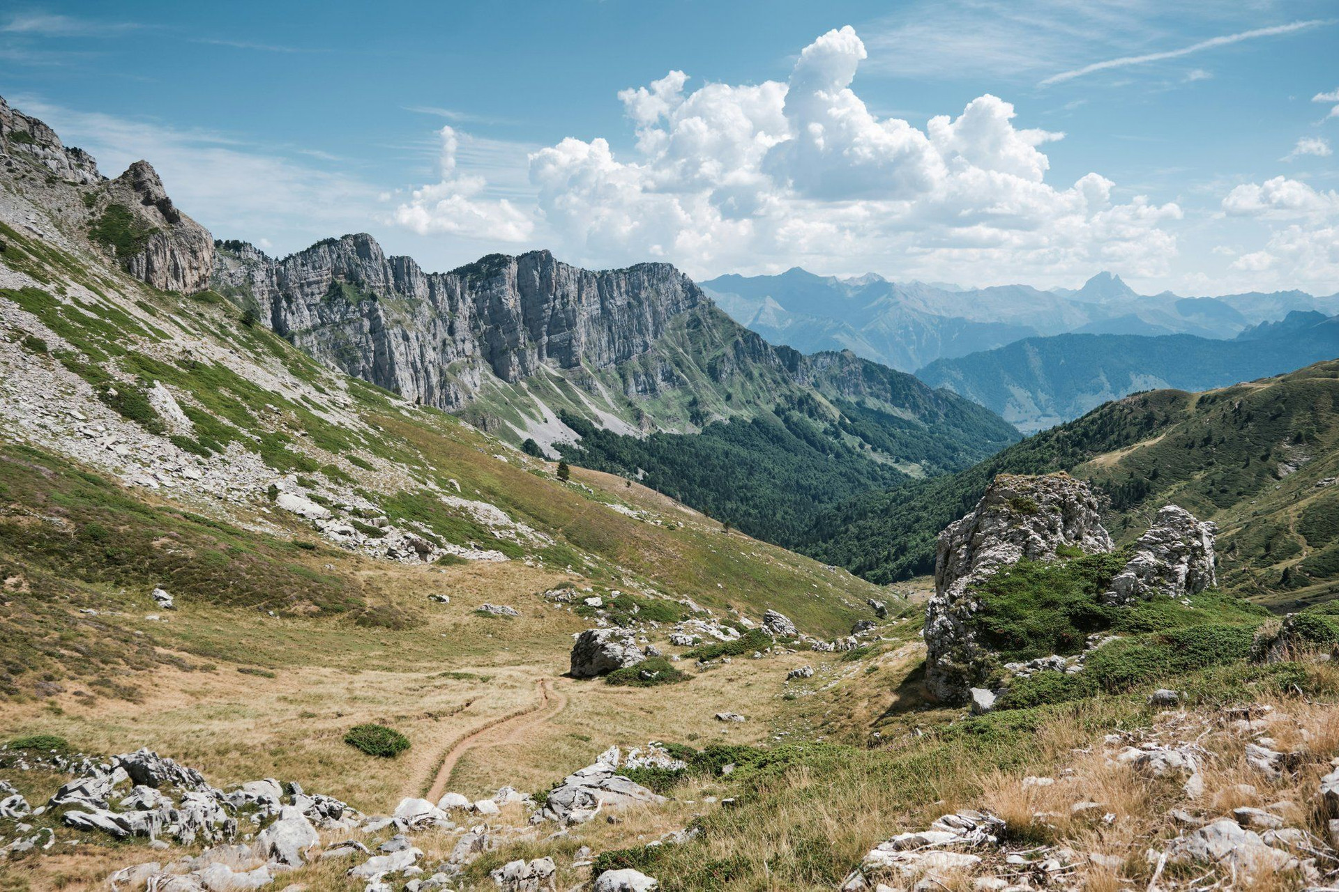 falaise calcaire Pyrénées