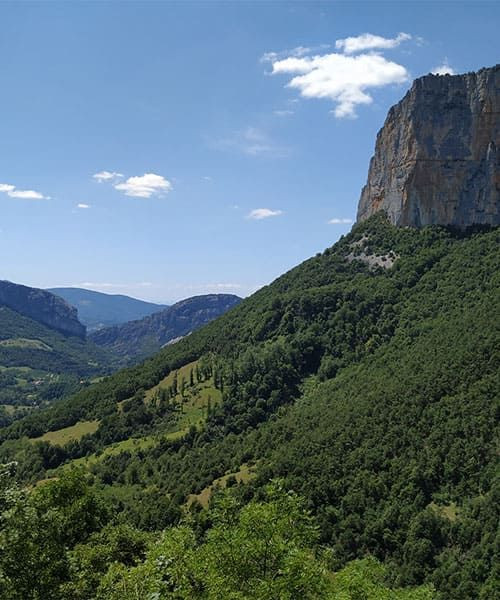 © Quentin Vanaker Falaises près de Choranche - Vercors - France