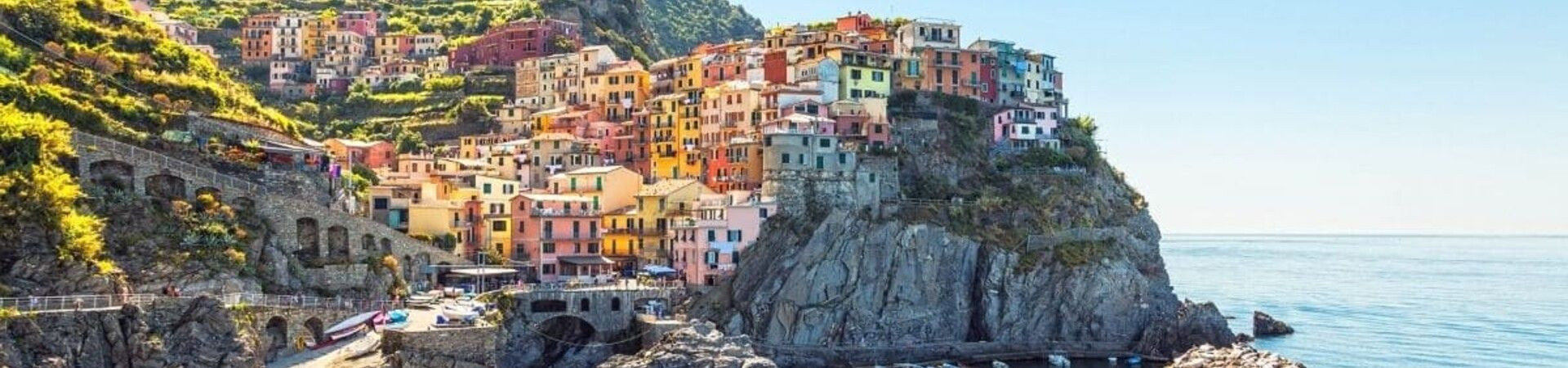 Village coloré de Manarola sur la falaise - Cinque Terre - Italie