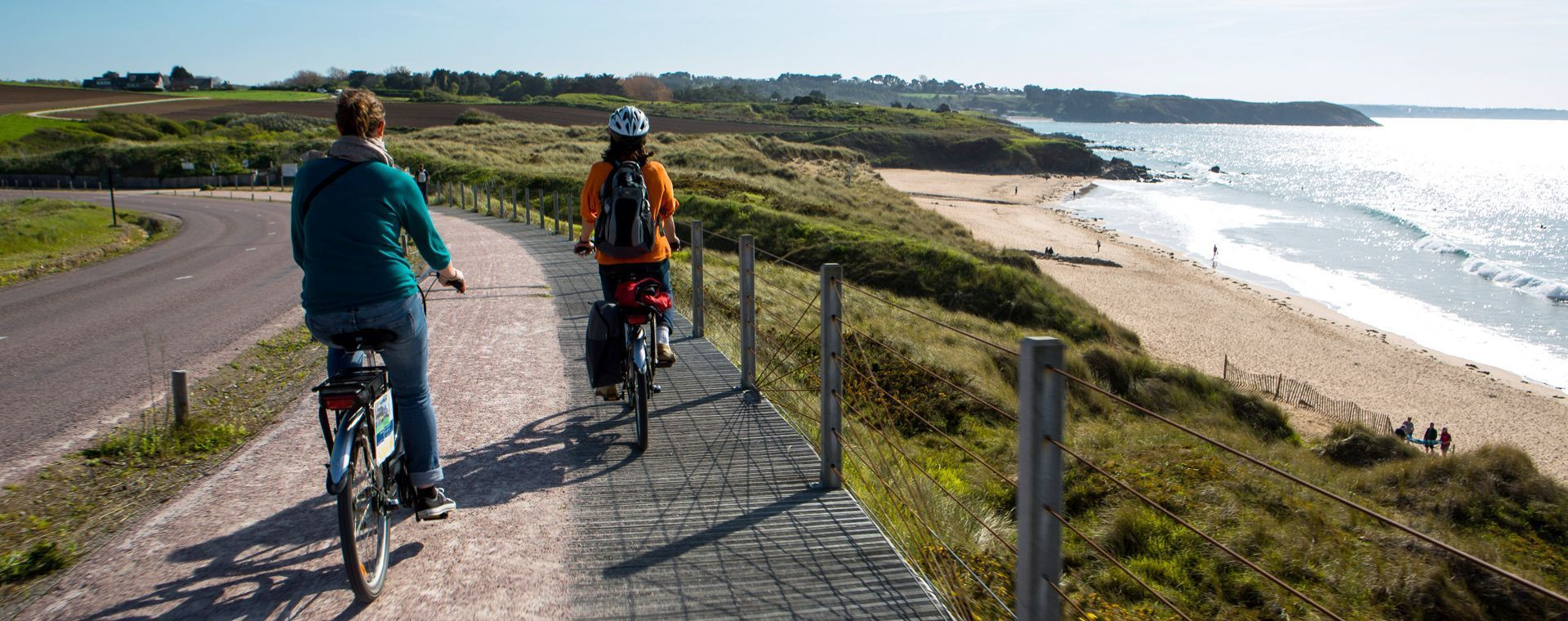 velo-pres-cap-frehel-bretagne_0.jpg