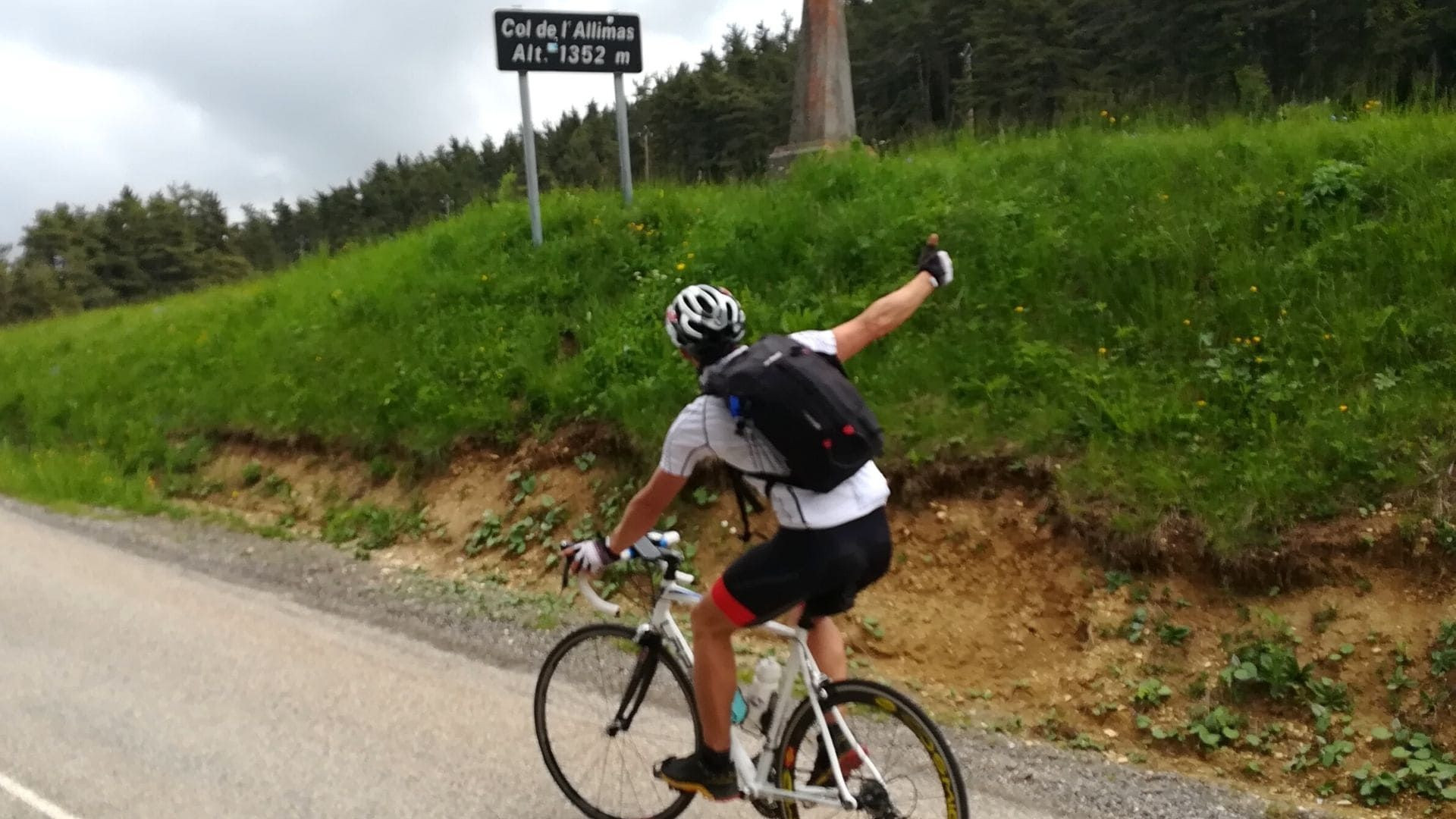 Cycliste au col de l'Allimas - Vercors - Isère - France