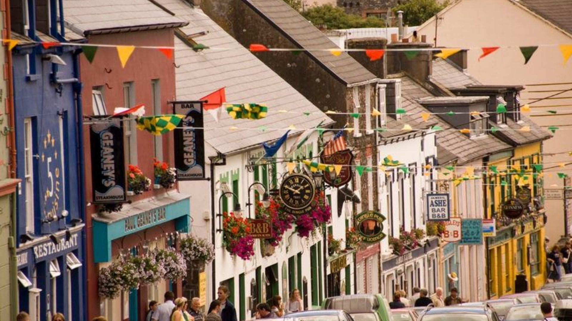 © Dingle dingle_town_-_dingle