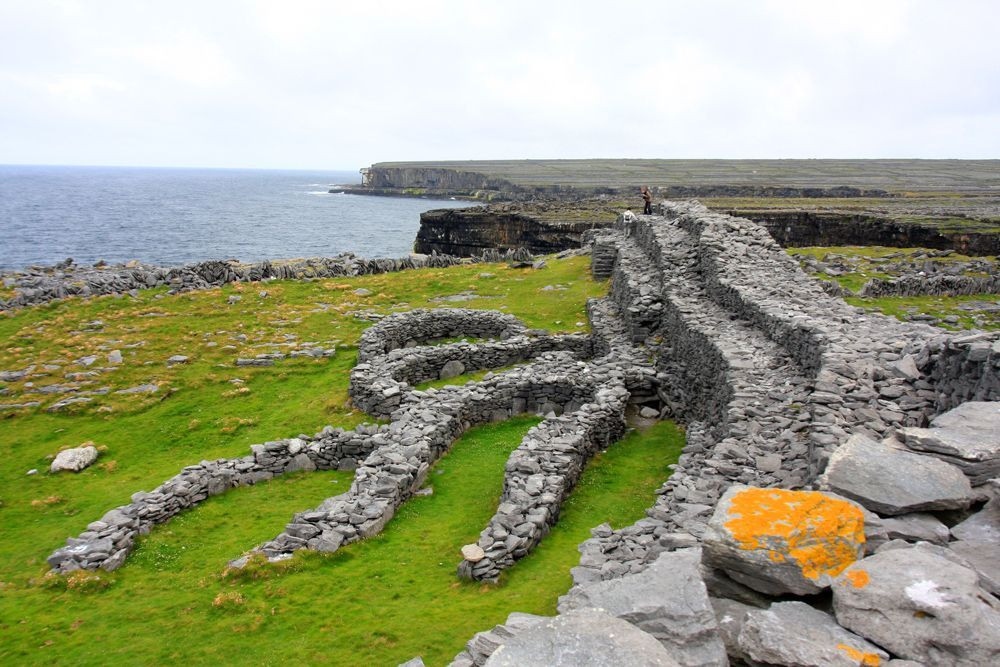 © François Ribard Dun Duchatair sur Inishmore en Irlande © François Ribard