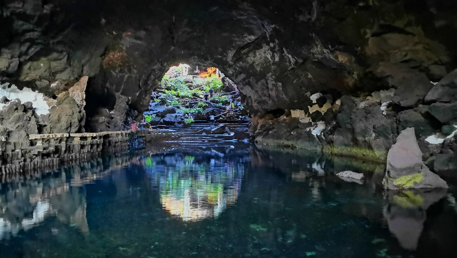 © David Praire Lac souterrain de la Cueva de los Verdes - Haría - Lanzarote - Espagne