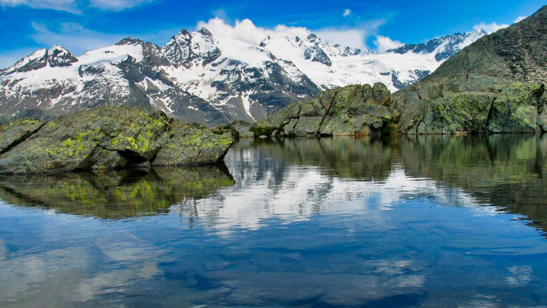 © Jean-Pierre David Lac et glaciers du Grand Paradis - Vallée d'Aoste - Italie