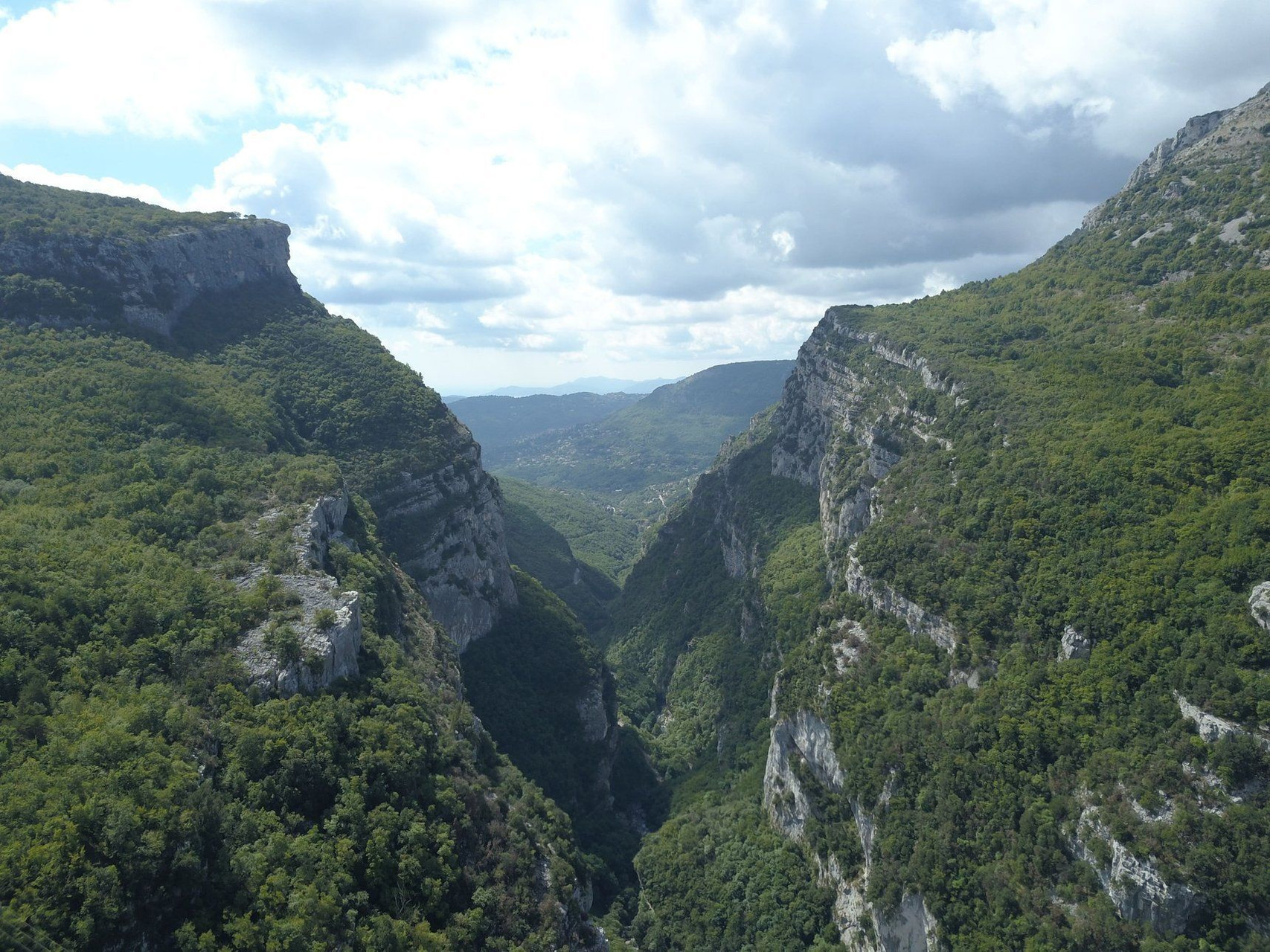 Gorges boisées du Loup - Alpes-Maritimes - Côte d'Azur, France