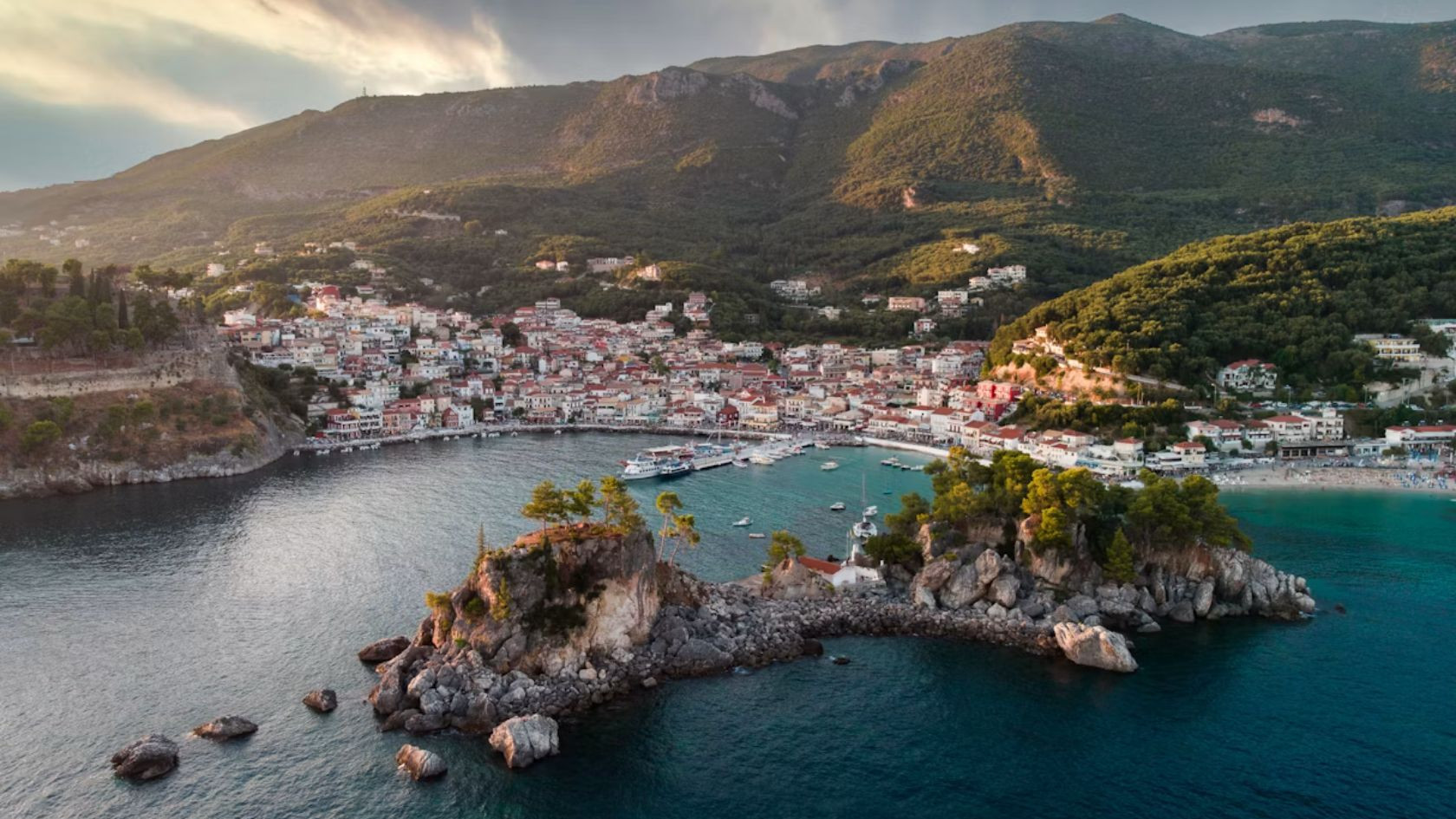 grclp0017-parga-greece