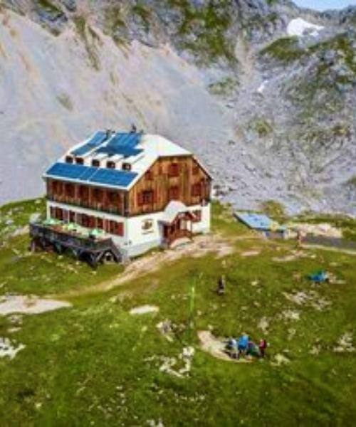 guttenberghaus_c_osterreichischer_alpenverein_guttenberghaus_.jpg