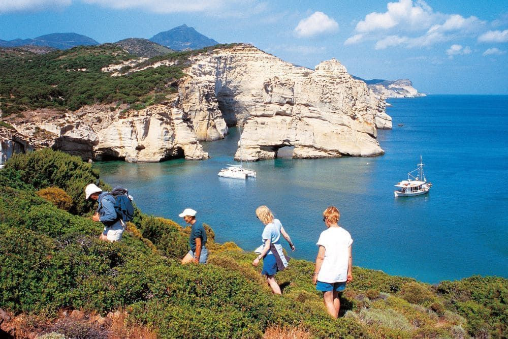 Randonneurs dans les Cyclades