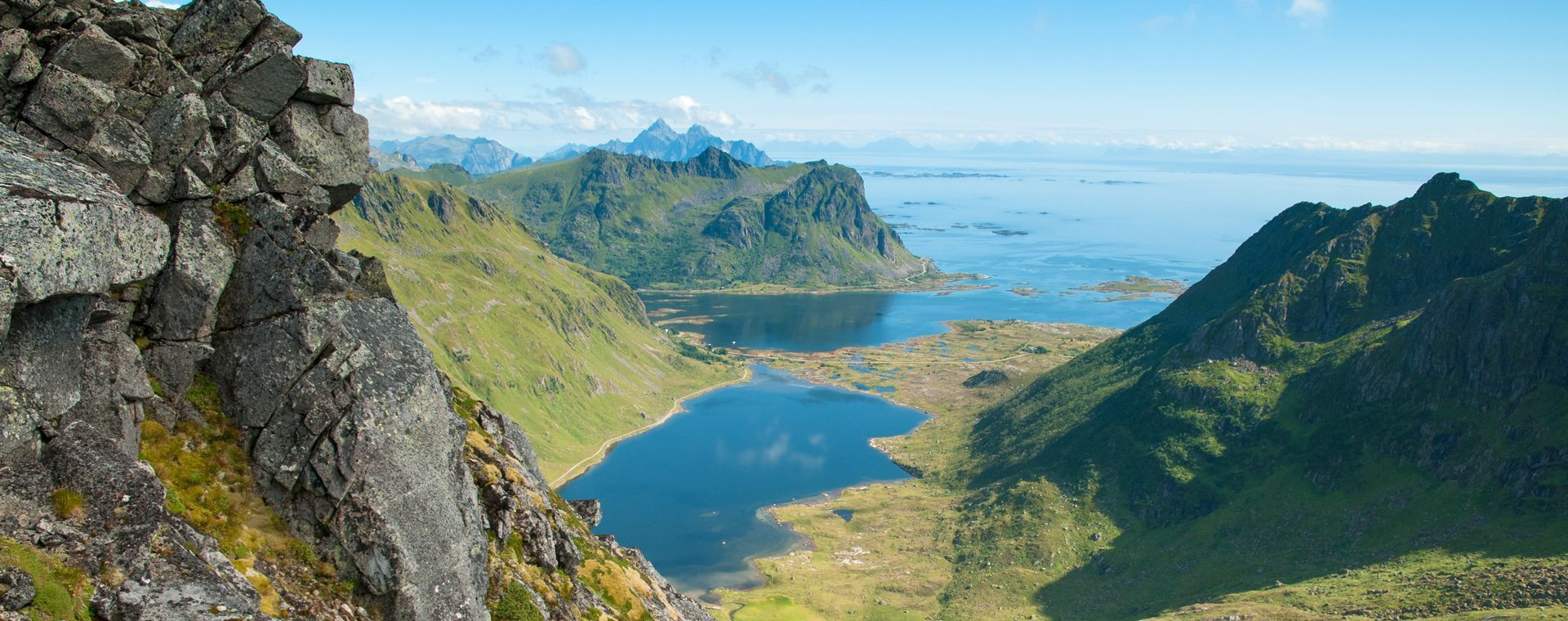 Randonnée au-dessus des fjords - Îles Lofoten - Norvège
