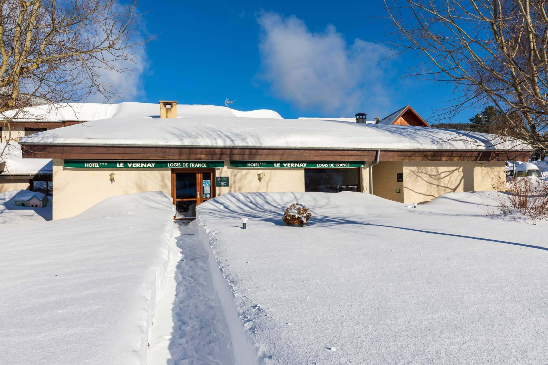 hotel restaurant le vernay hiver 1920x1280 1