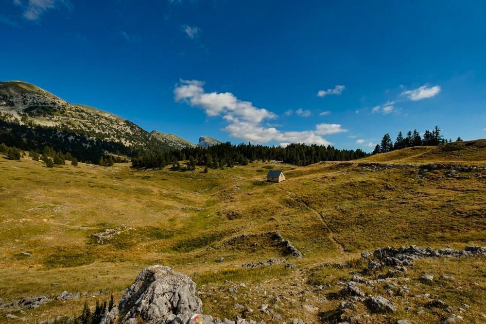 Passage à la cabane de la Jasse du Play © Timothé Bourdilleau