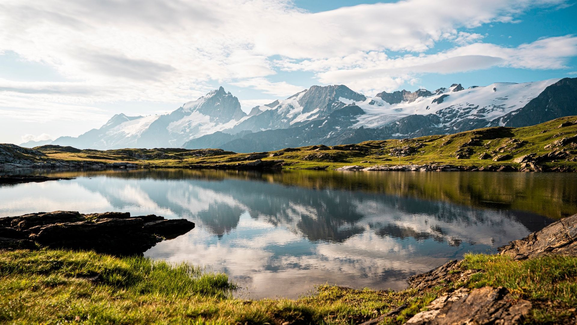 Lac Blanc avec vue sur le Mont-Blanc - Haute-Savoie - France