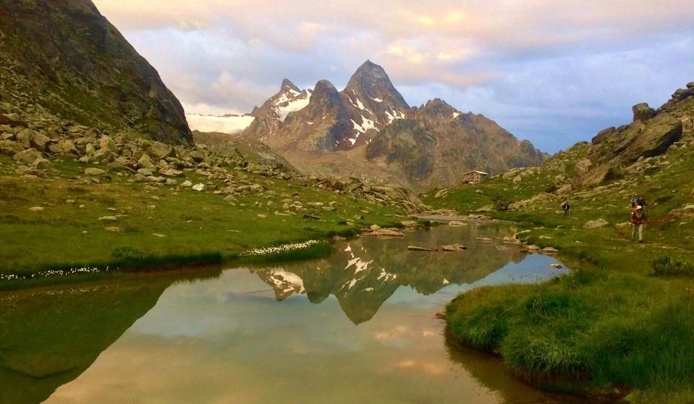 © Laurent Comte Lac d'altitude sur le Tour des Géants - Val d'Aoste - Italie