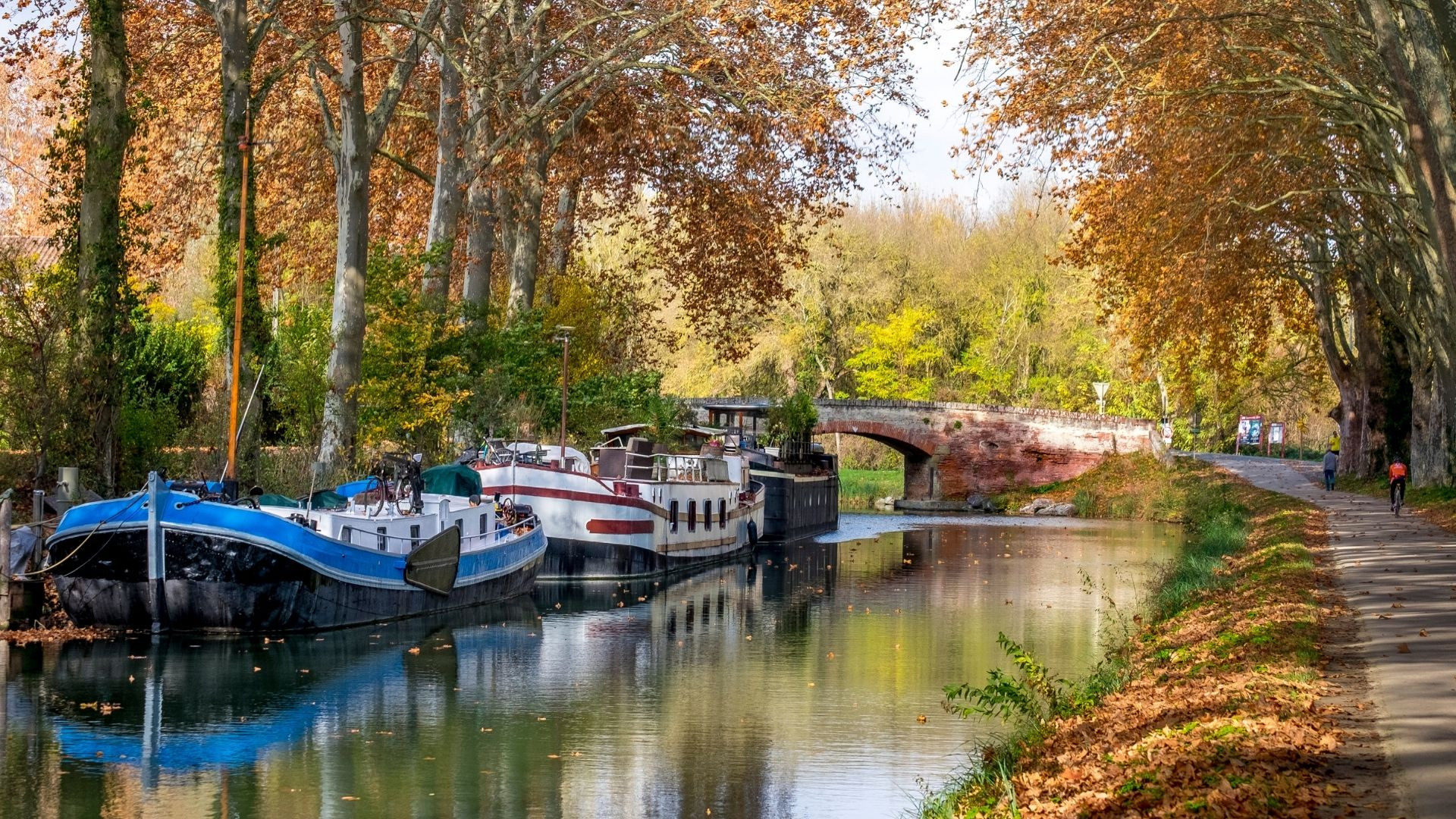 Le Canal de la Garonne de Bordeaux à Toulouse - France