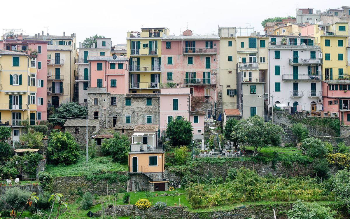 Maisons colorées dans le village de Corniglia