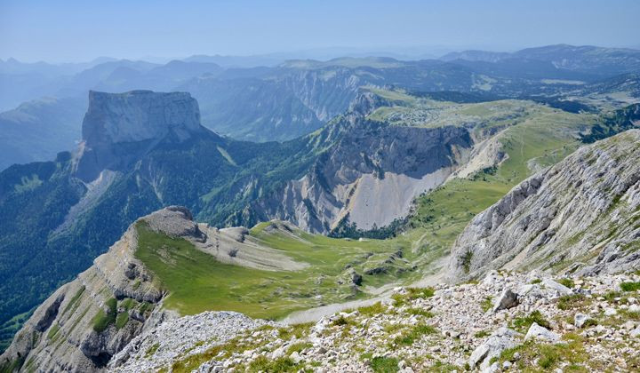 Mont Aiguille depuis le Grand Veymont - Vercors - France