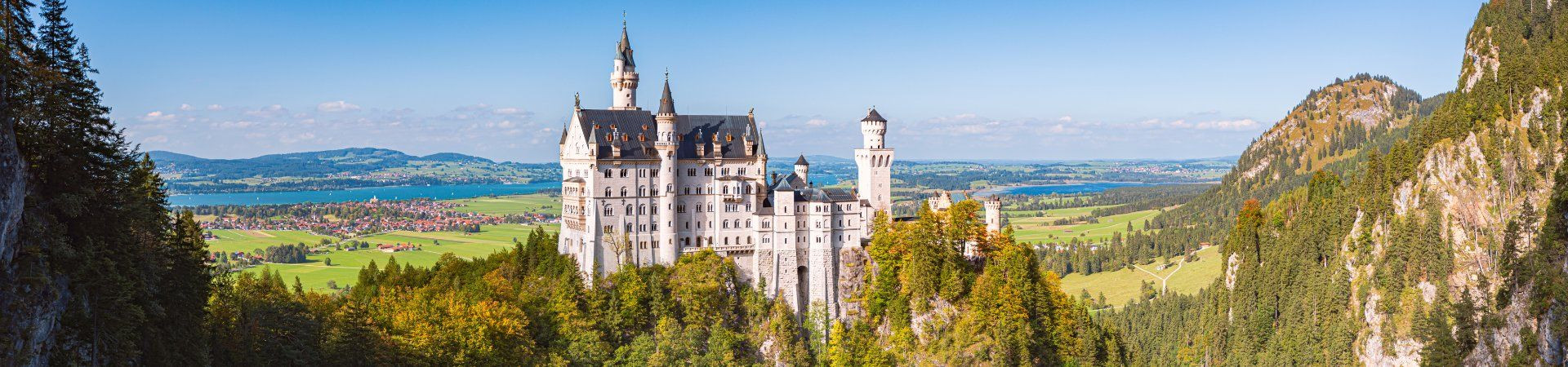 Château de Neuschwanstein en automne - Bavière - Allemagne