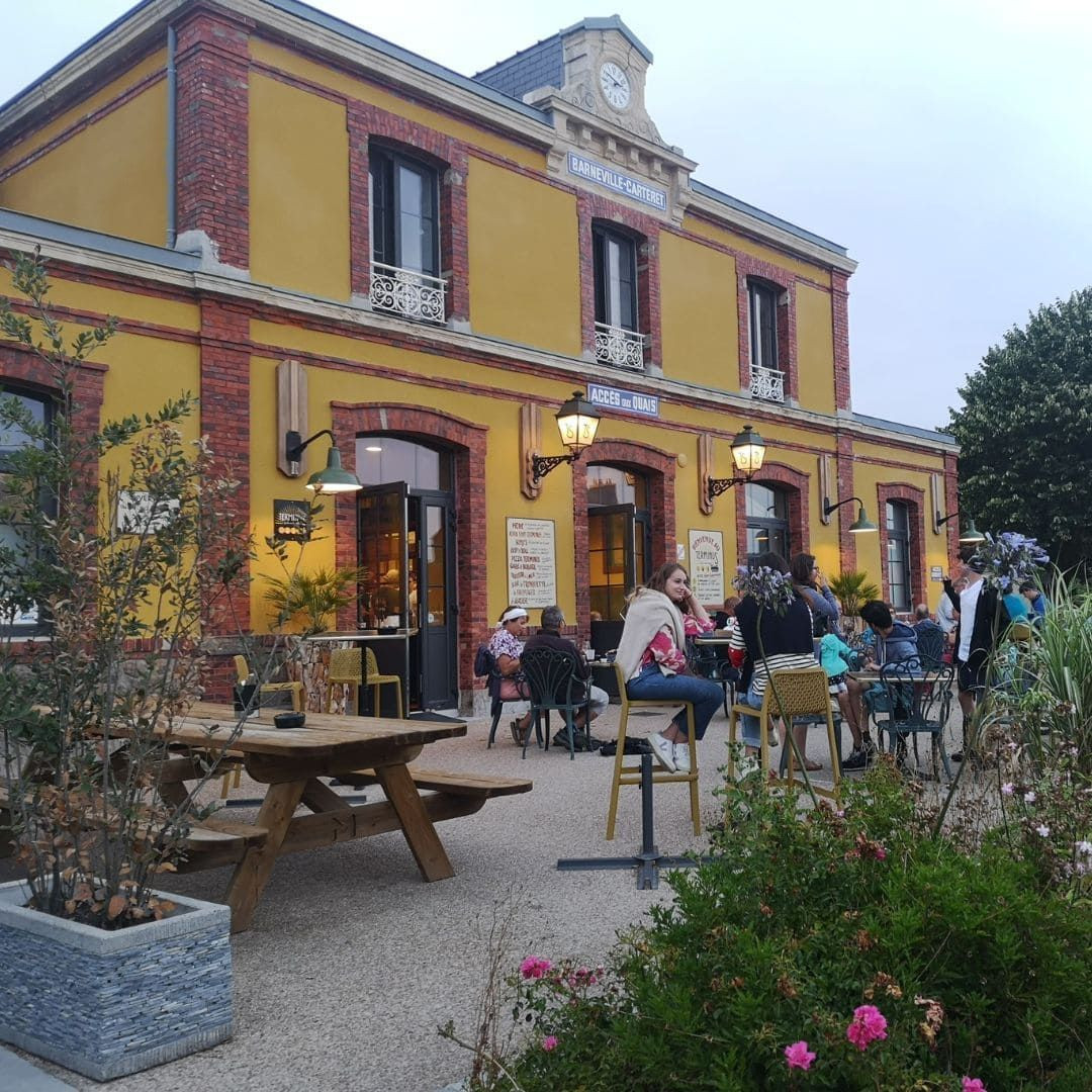 © Angélique Saget Gare restaurant de Barneville - Carteret
