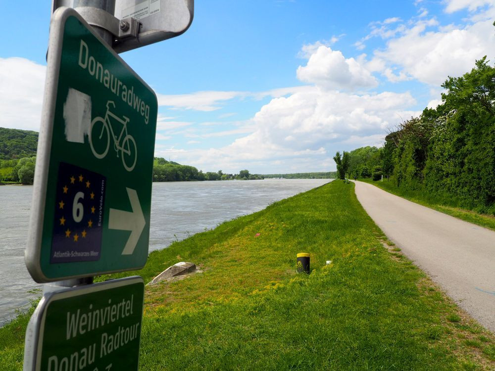 Panneau de l'EuroVelo 6