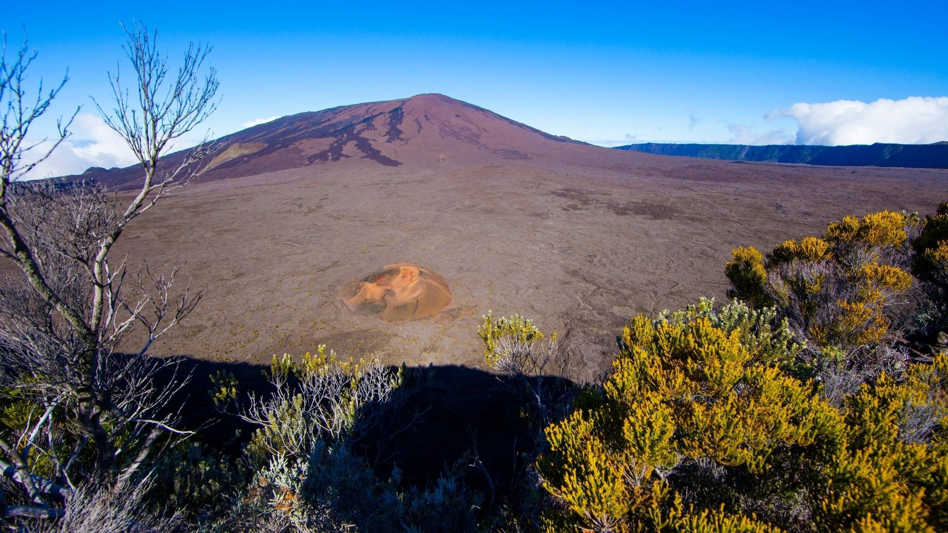 piton de la fournaise ile de la reunion quand partir a la reunion