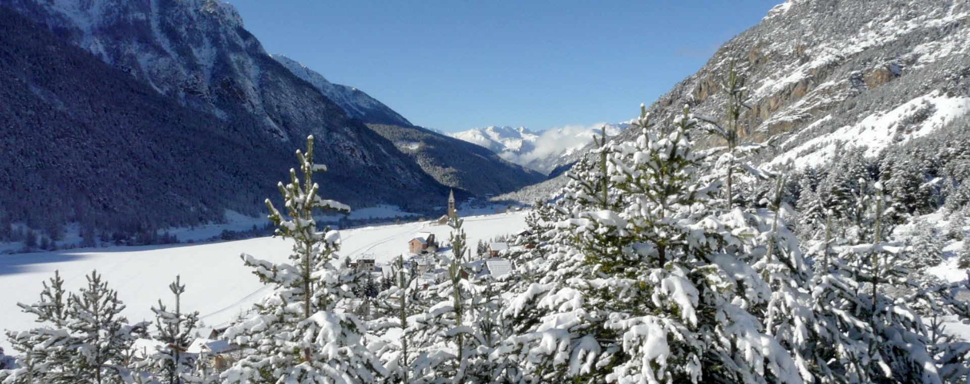 Paysage du Queyras en hiver - Alpes - France