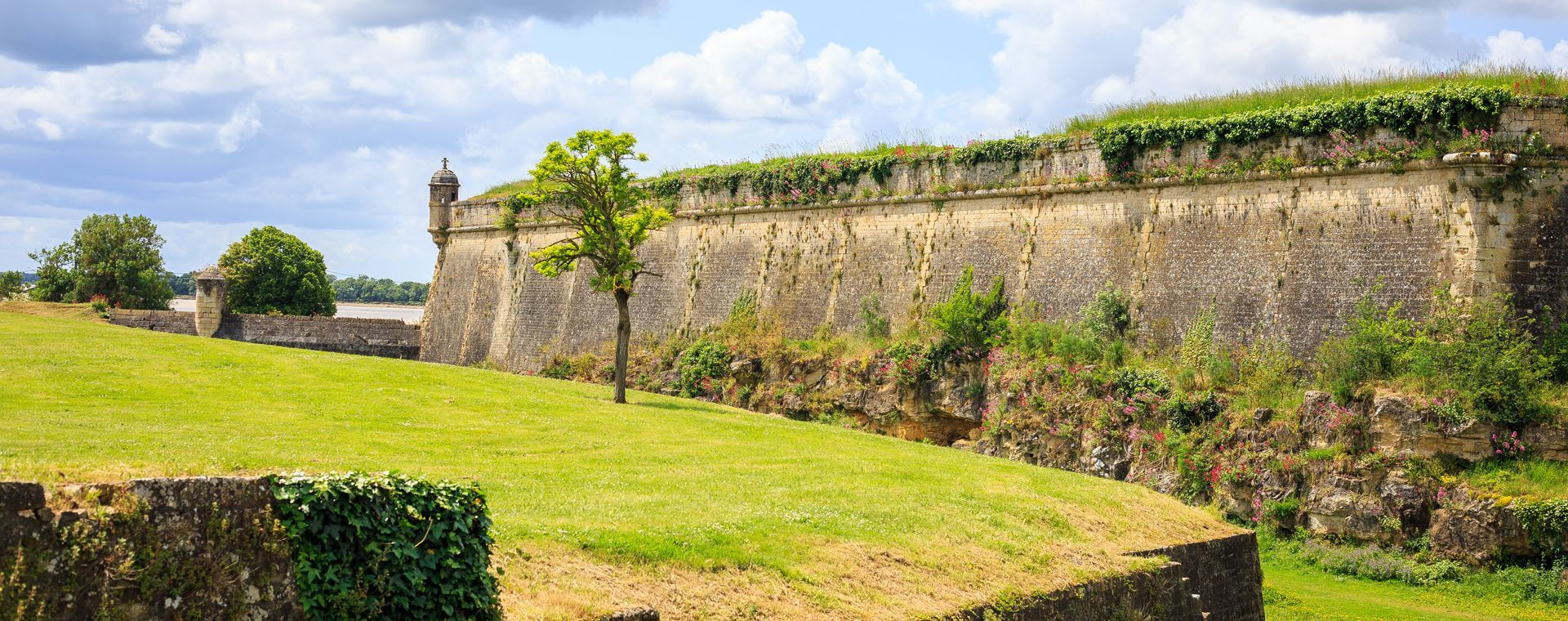 Remparts de la citadelle de Blaye - Gironde - France