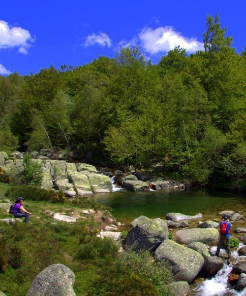 Pause au bord de la rivière avant Saint-Jean-du-Gard - Cévennes - France