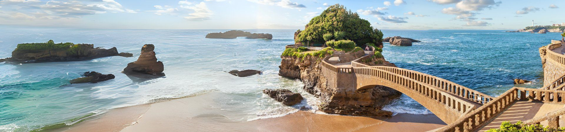 Rocher de la Vierge et sa passerelle - Biarritz - Pays Basque - France