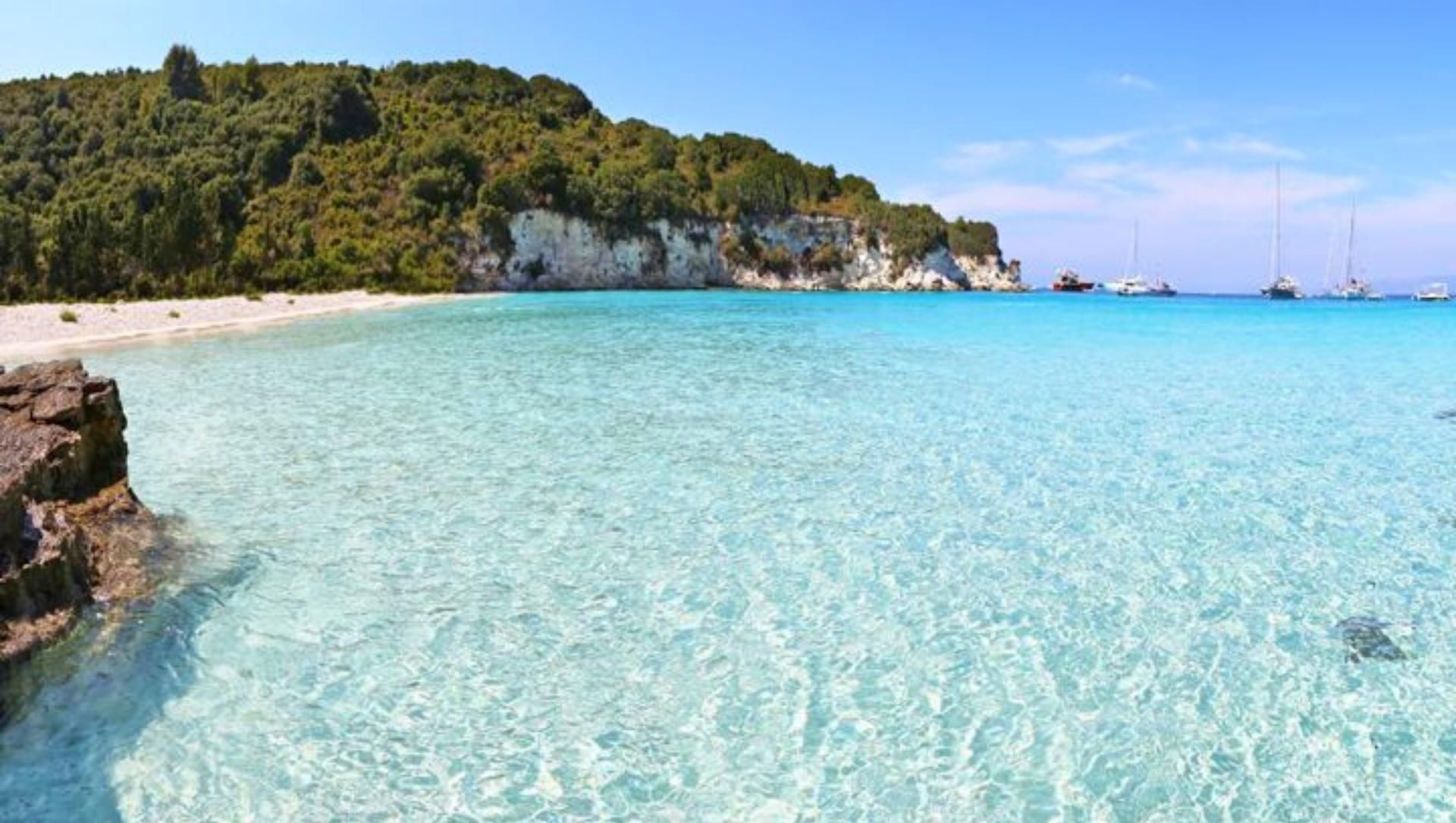 Baie de Sarakiniko à Antipaxos - Îles Ioniennes - Grèce