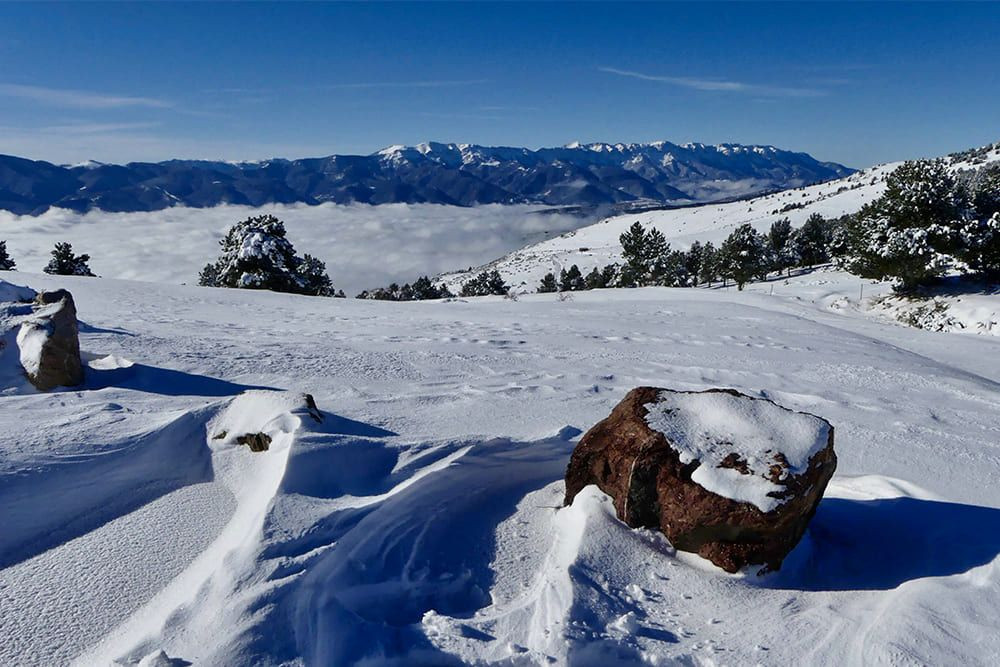 © Michel Madré Mer de nuages en hiver - Pyrénées-Orientales - France
