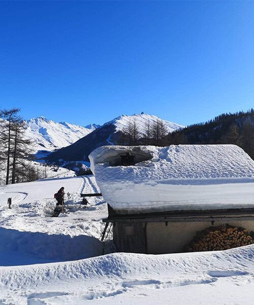 Chalet enneigé à Saint-Véran - Queyras - France