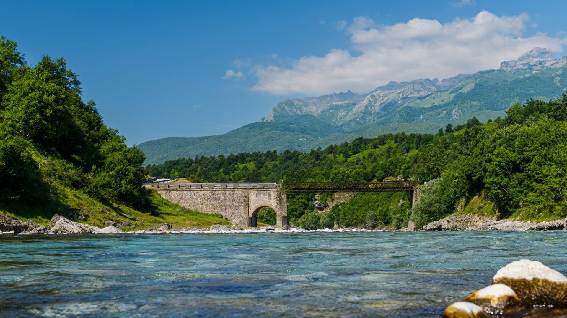 Tropoja