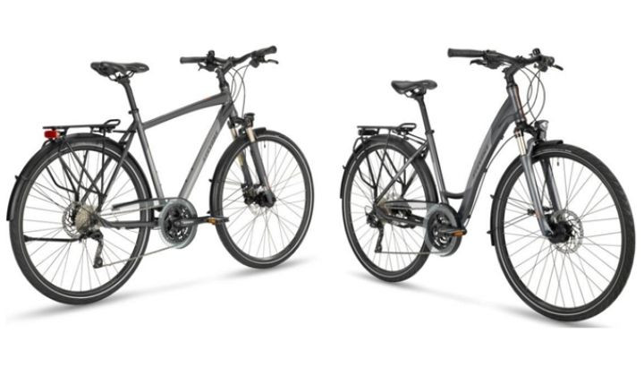 Deux velos de randonnee VTC gris - Sejours a velo - Andalousie Espagne