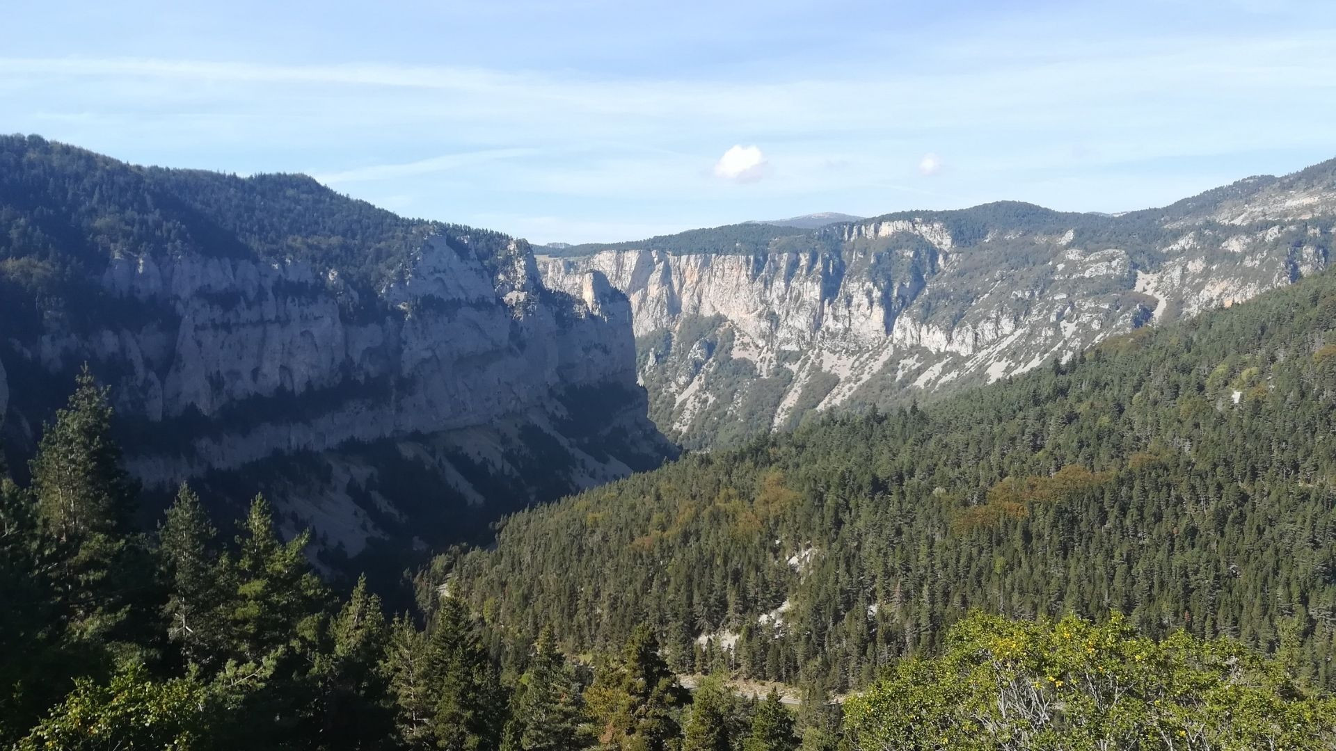 © Adrien Ozanon Vue depuis le col de Côte Chèvre dans le Diois - Drôme - France