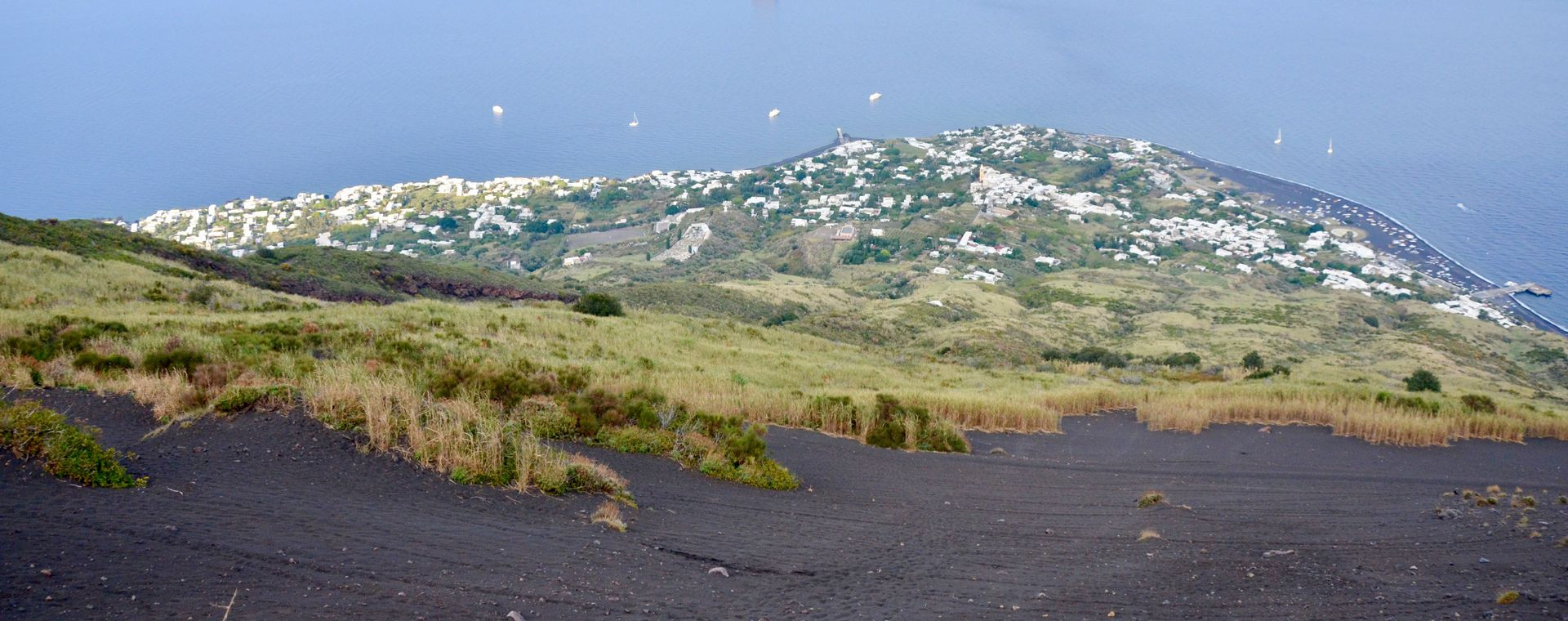 Village de Stromboli dans les îles Éoliennes