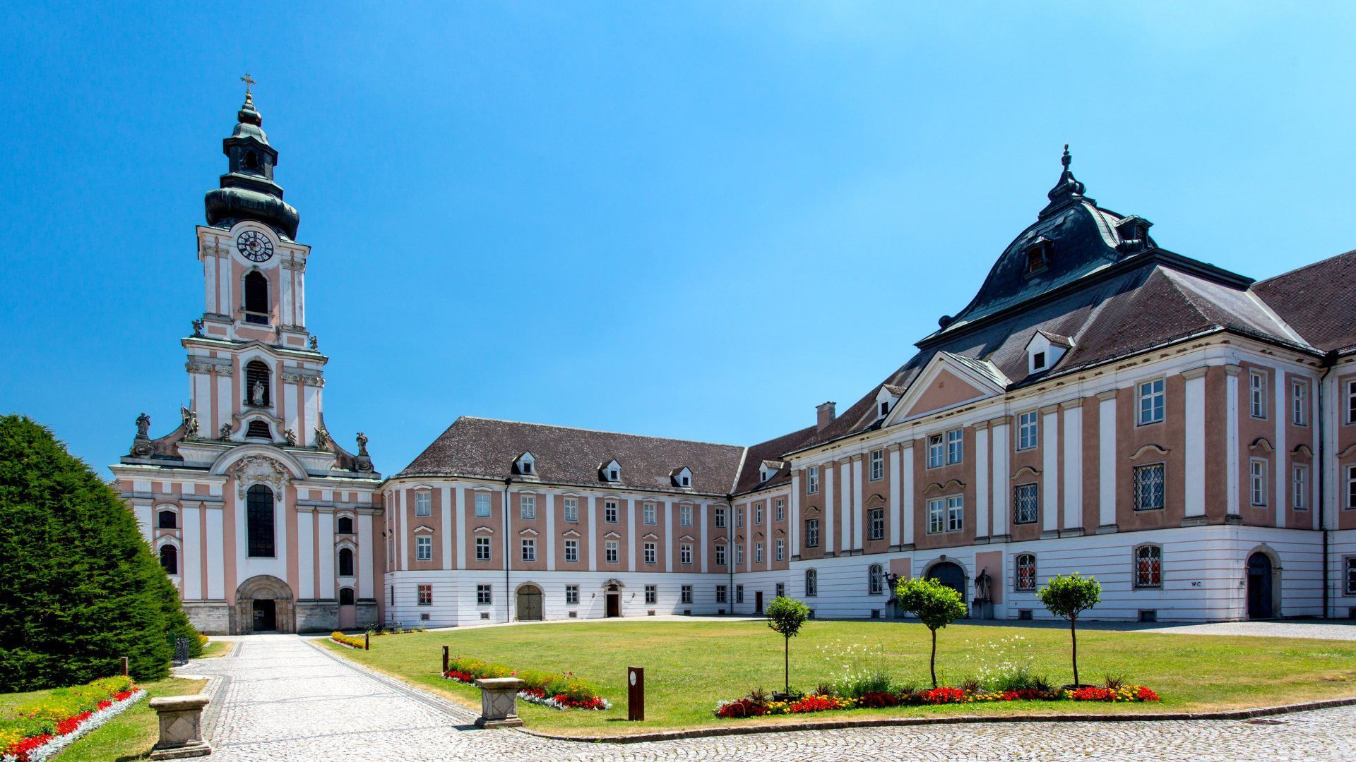 Château de Walensee sur le parcours du Danube - Autriche