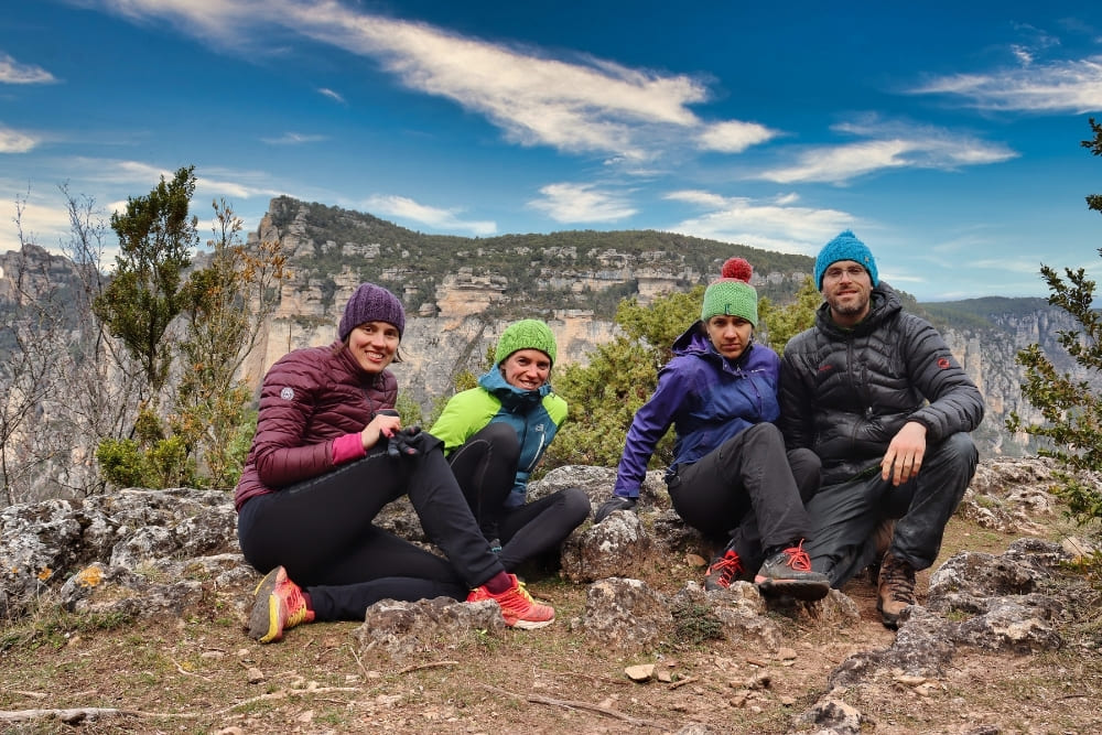 La fine équipe en randonnée dans les gorges de la Jonte © Claire Durot