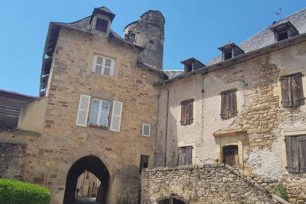 Le village de St Côme d’Olt © Anne-Marie Billault