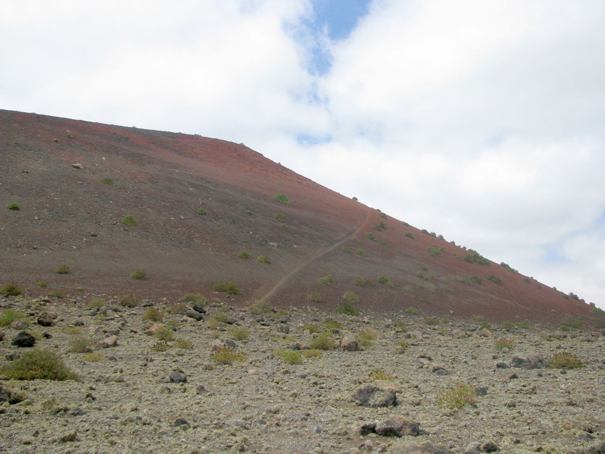 Le chemin de la Caldera Colorada