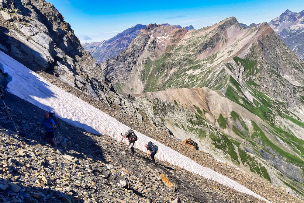 Ascension sur le col de Prelles © Raymond Chabanier