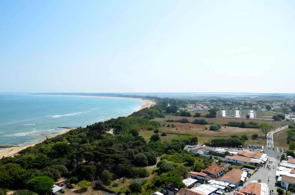 Vue depuis le haut du phare des Baleines