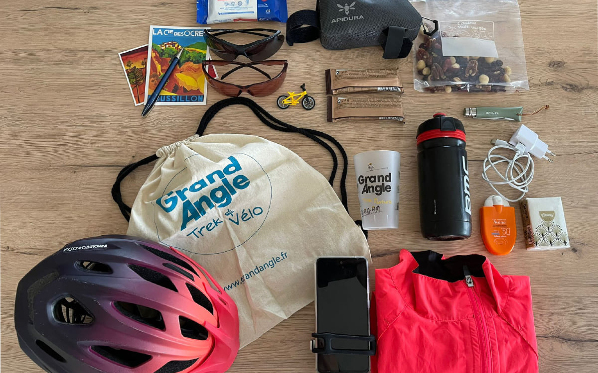 Equipement à glisser dans les sacoches vélo
